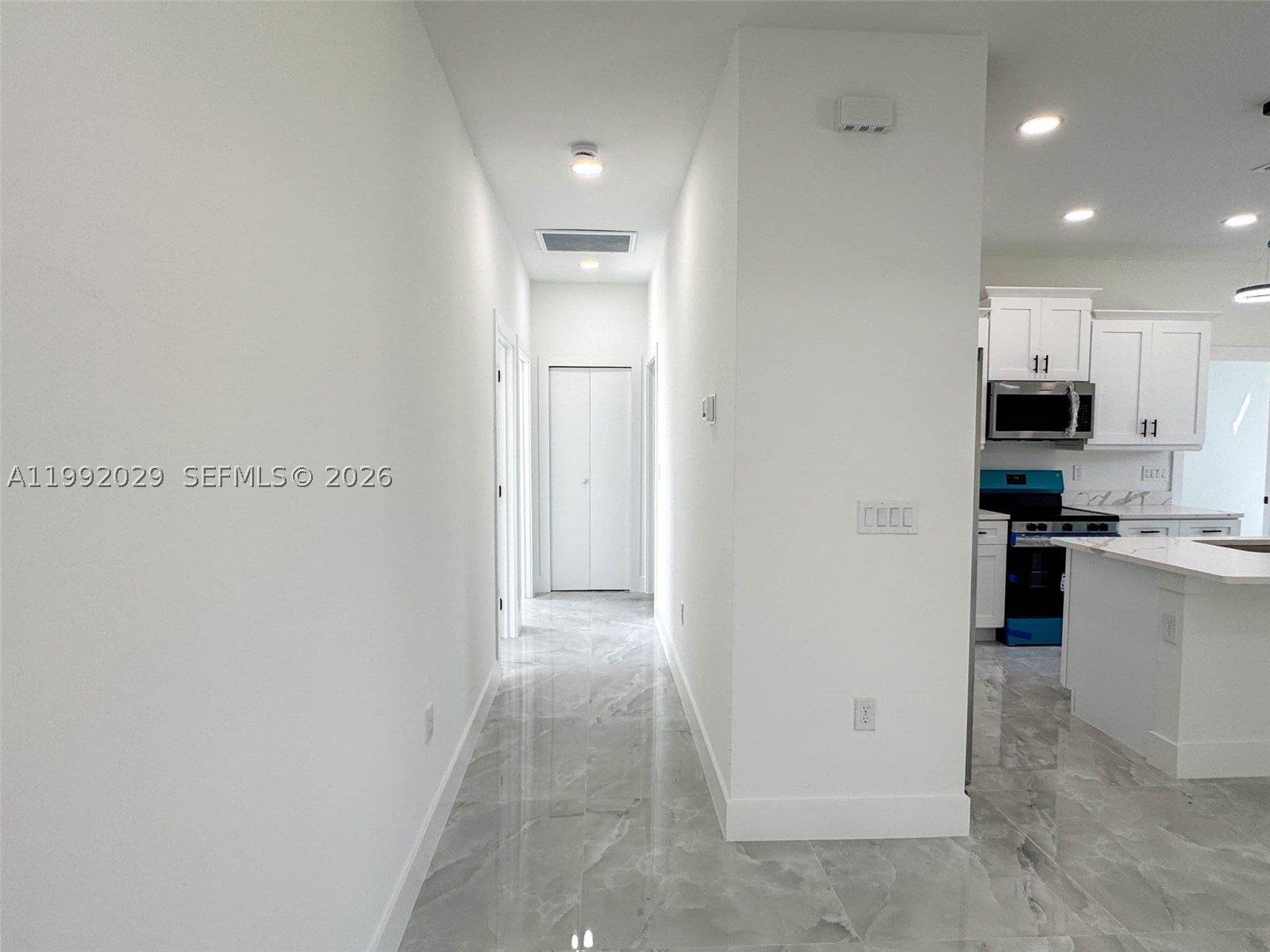 852 Belden Ave. Lehigh Acres, FL 33974