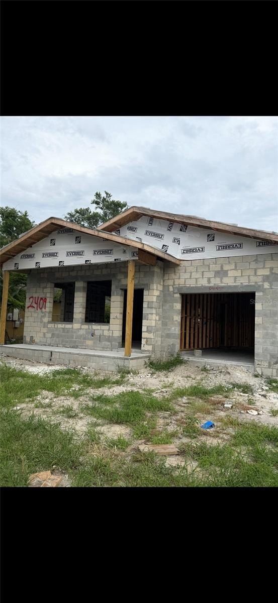 2409 E 38Th Avenue. Tampa, FL 33610