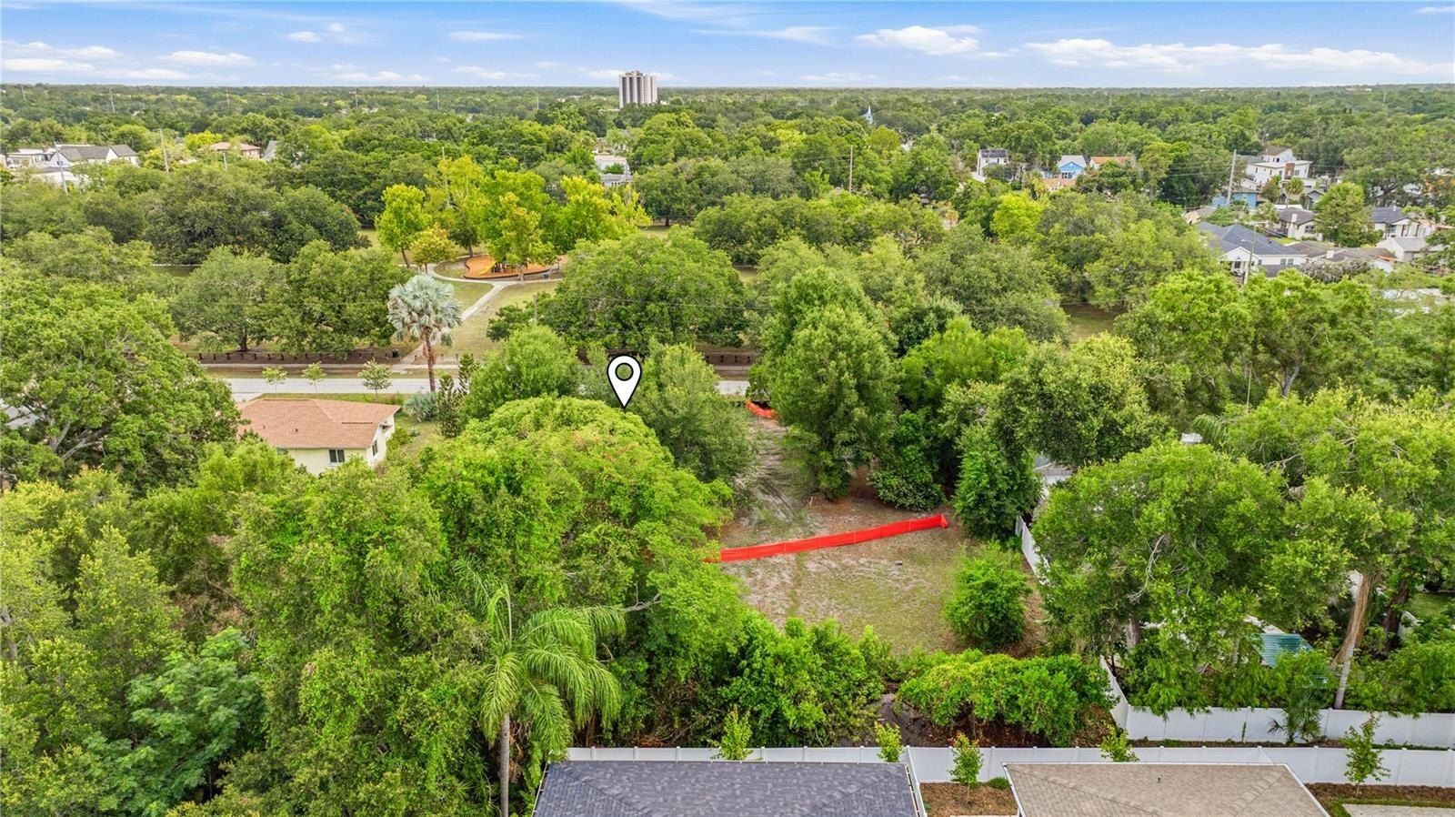 1008 W Adalee Street. Tampa, FL 33603