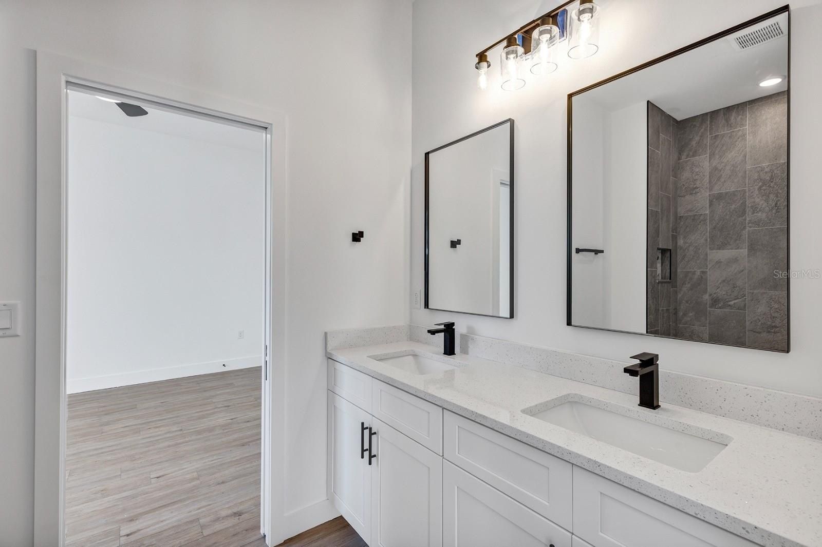 493 Sycamore. Port Charlotte, FL 33954
