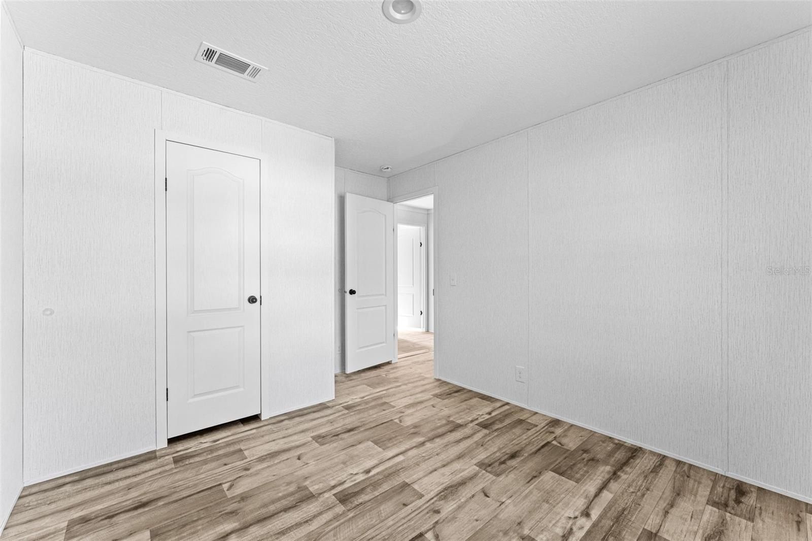 5207 Orange Avenue. Port Orange, FL 32127