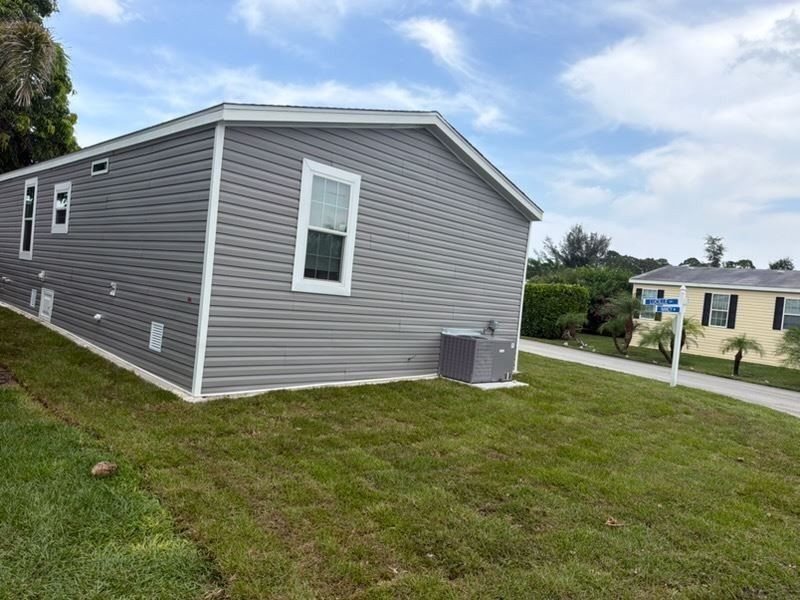 4686 Nancy Drive. Lake Worth, FL 33463