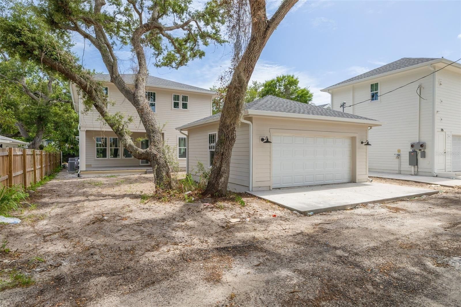 125 24Th Avenue Se. St Petersburg, FL 33705