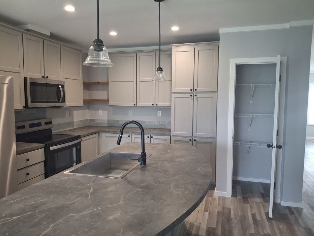34640 Ballyhoo Drive. Zephyrhills, FL 33541