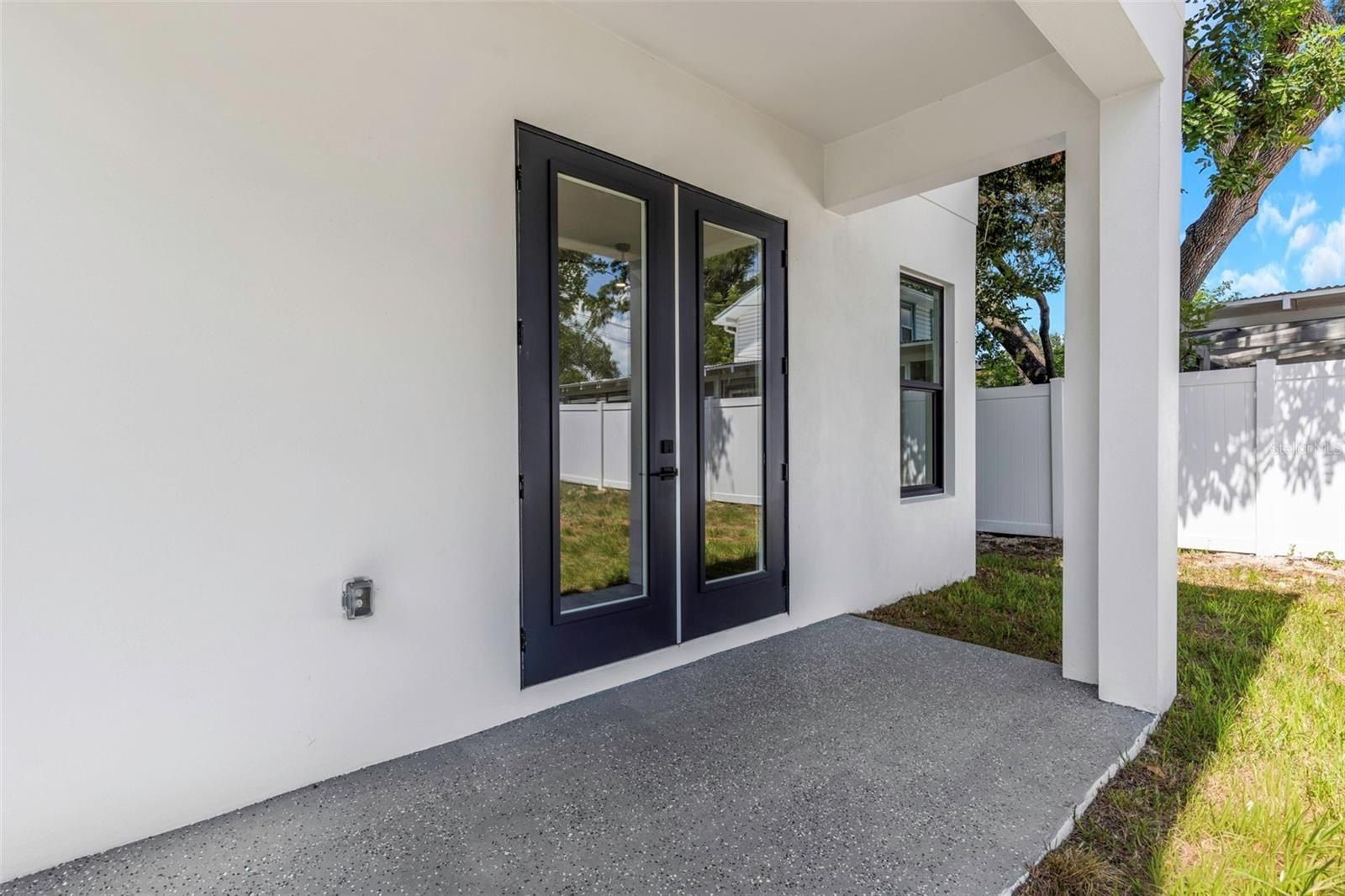 4468 57Th Avenue N. St Petersburg, FL 33714