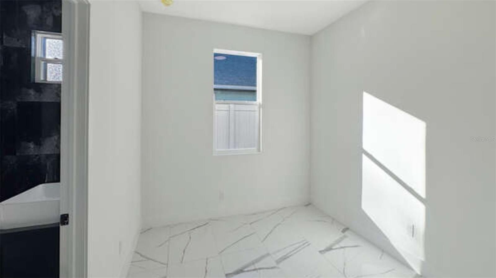 27 W 8Th Street. Apopka, FL 32703