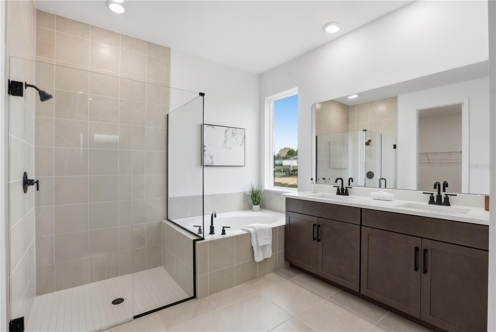 468 Veneto Circle. Clermont, FL 34715