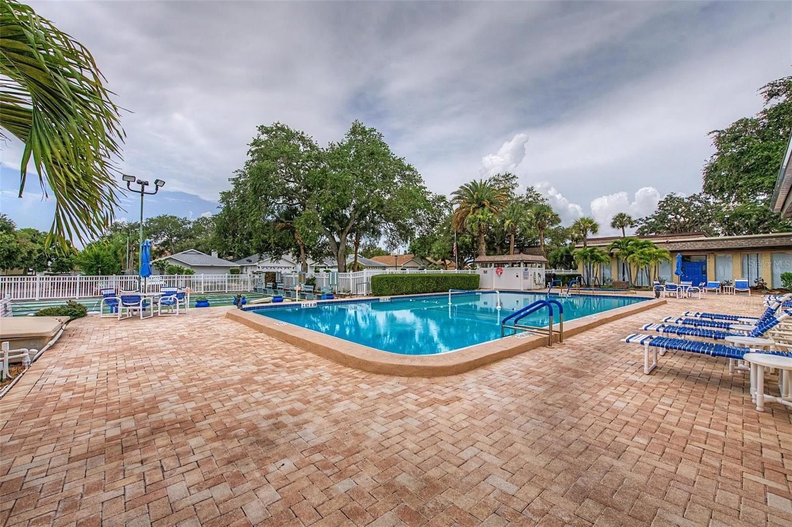 11485 Oakhurst Road. Largo, FL 33774