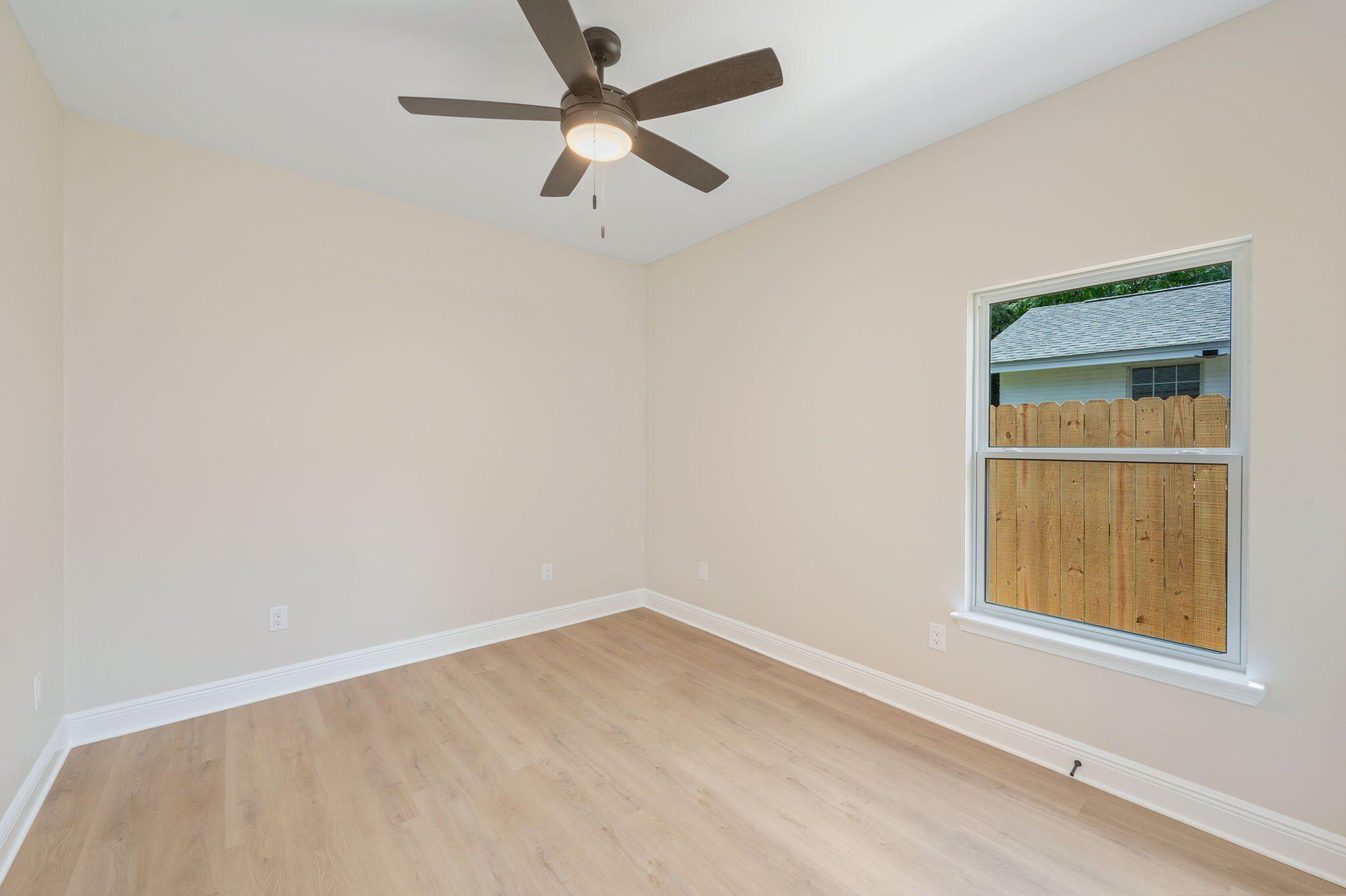 703A Brock Avenue. Crestview, FL 32539