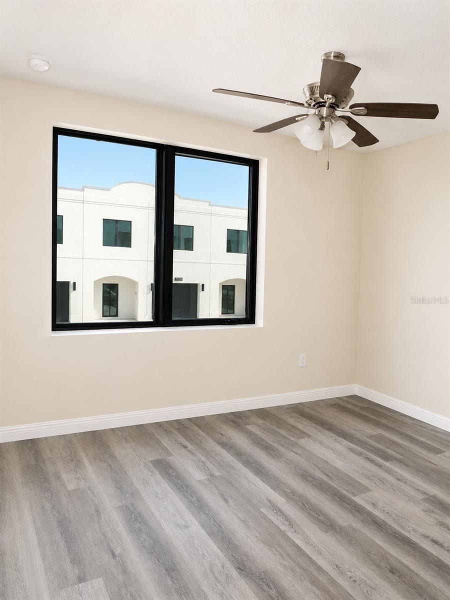4341 Cambio Gardens Court. Tampa, FL 33610