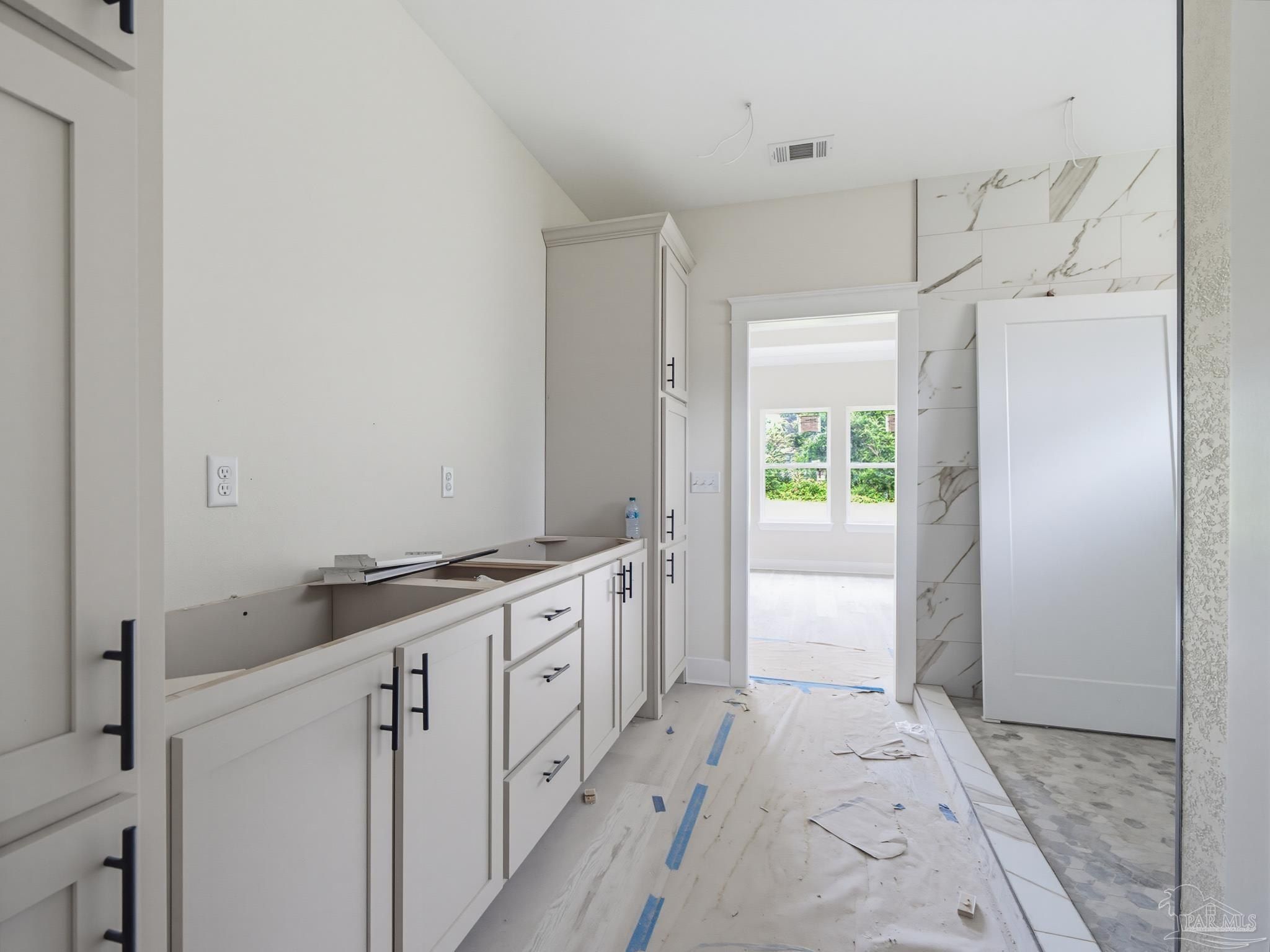 6225 Luther St. Pensacola, FL 32503