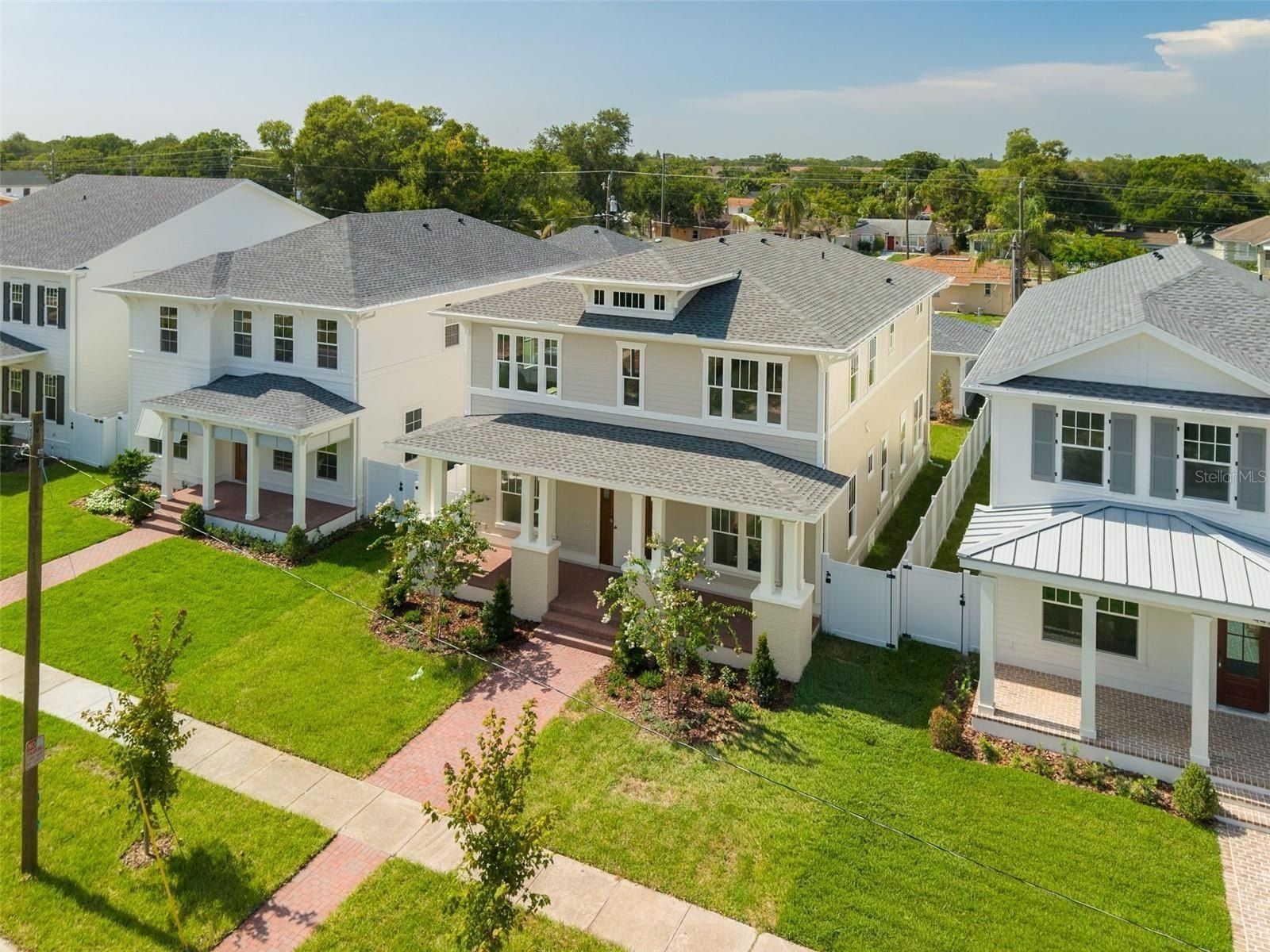 455 47Th Avenue N. St Petersburg, FL 33703