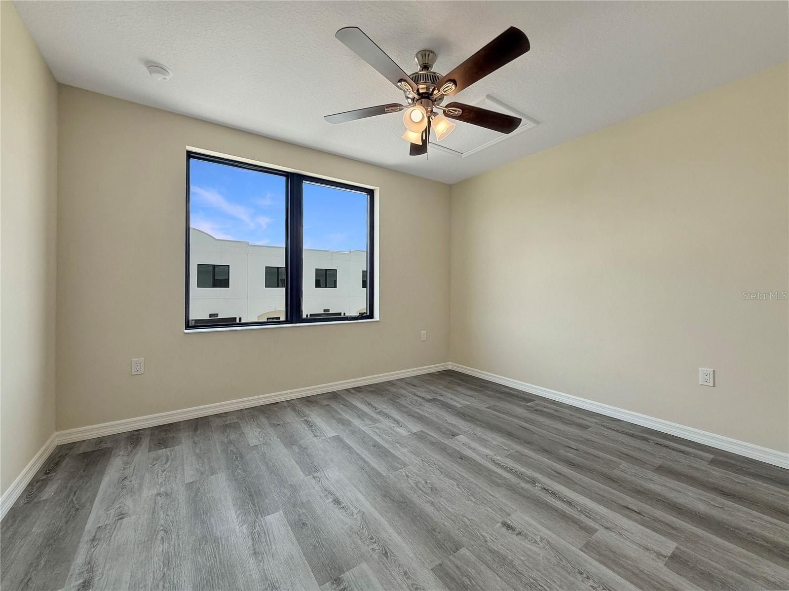 4345 Cambio Gardens Court. Tampa, FL 33610