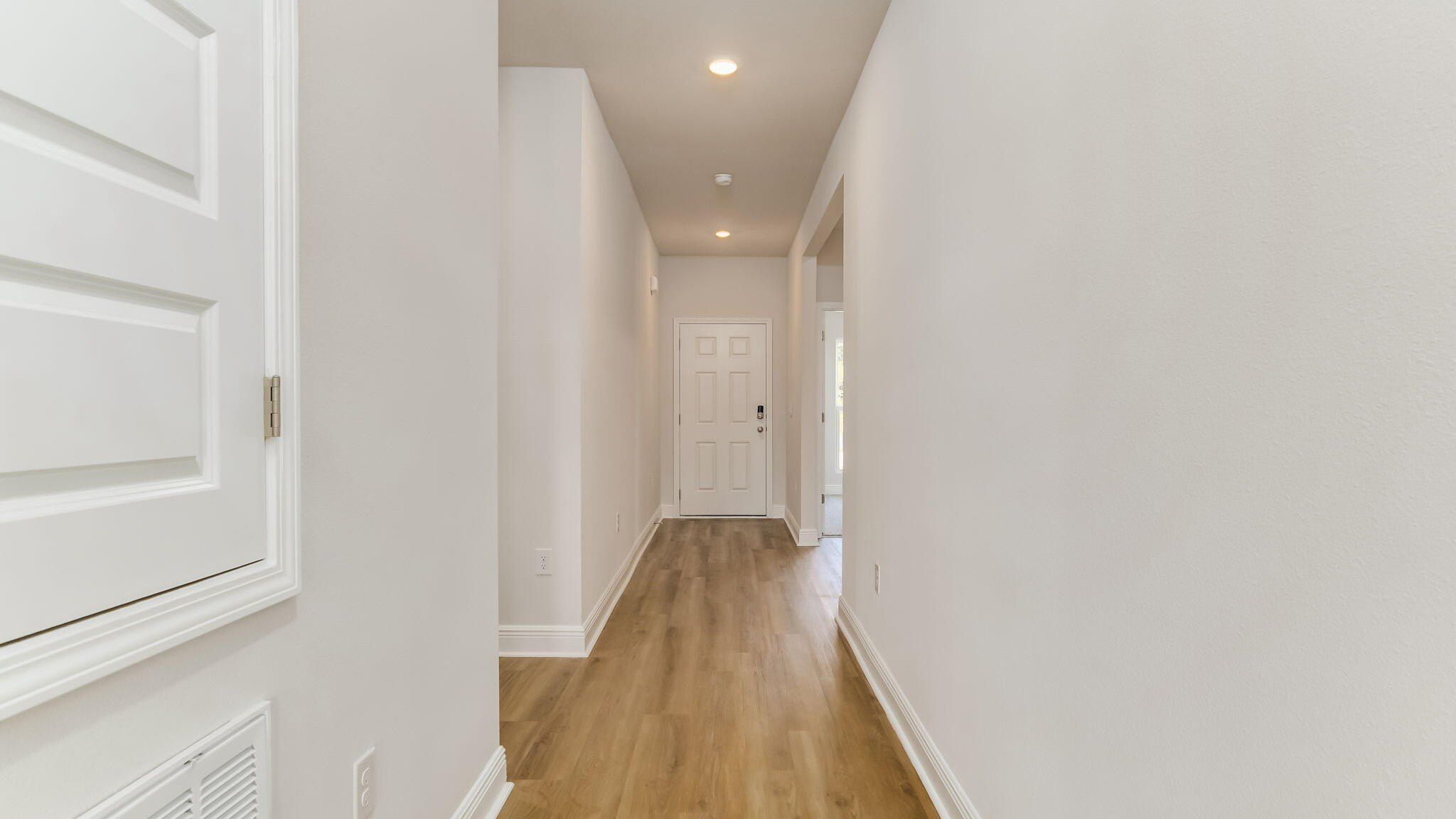 5735 Dearing Street. Crestview, FL 32539