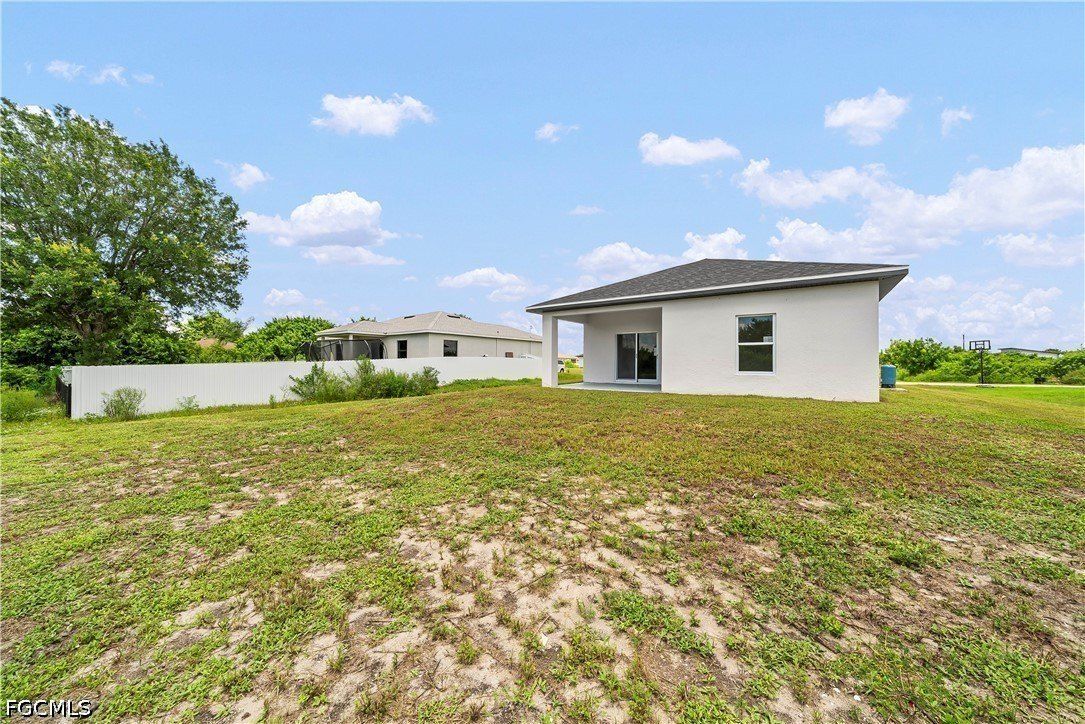512 Caywood Avenue S. Lehigh Acres, FL 33974