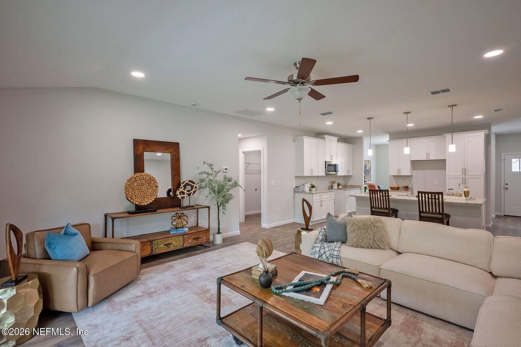 14051 Hollings Street. Jacksonville, FL 32218
