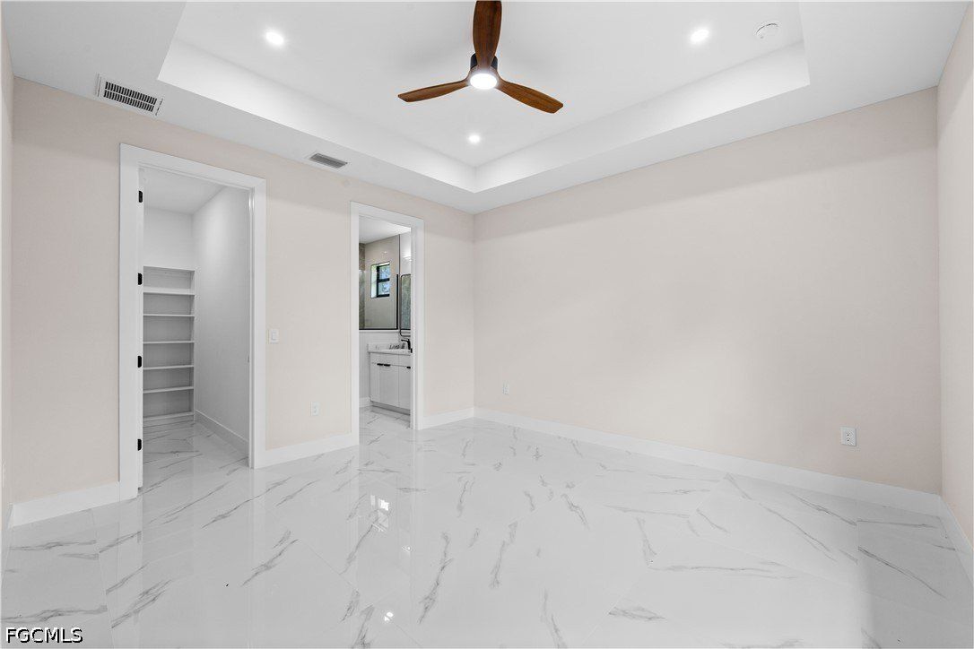 2102 E 13Th Street. Lehigh Acres, FL 33972