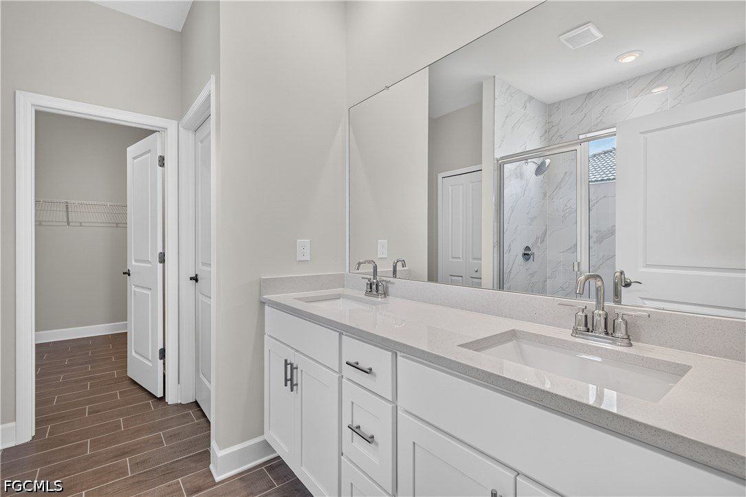 1911 Nw 1St Place. Cape Coral, FL 33993