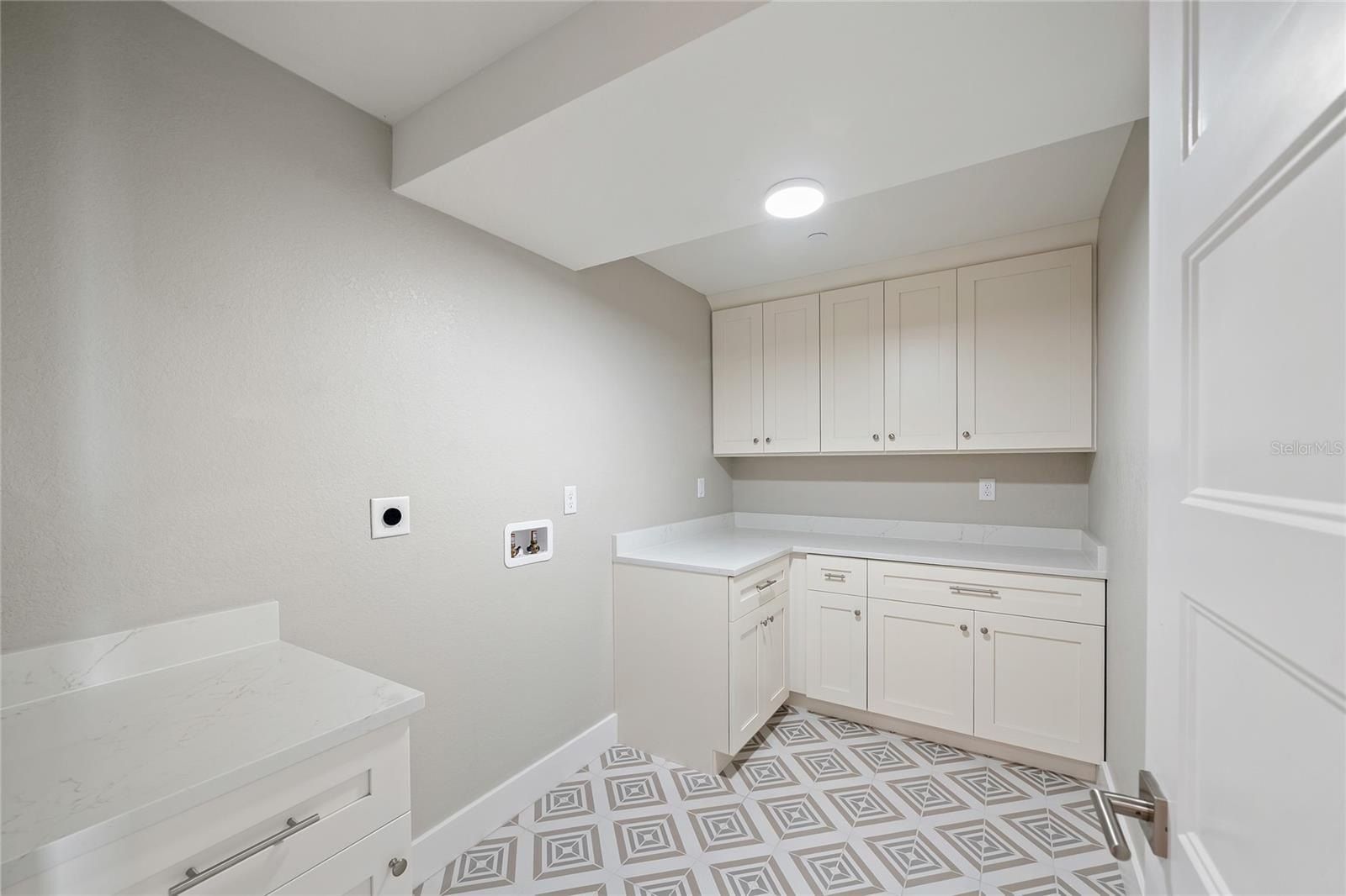 14048 Gulf Boulevard. Madeira Beach, FL 33708