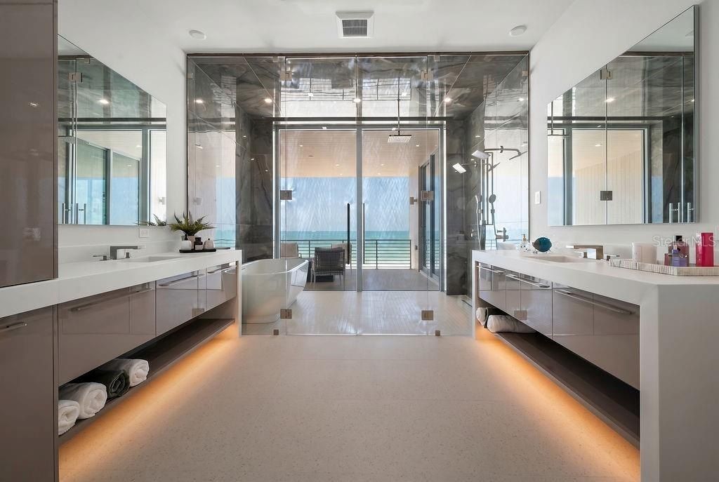 6489 Gulfside Road. Longboat Key, FL 34228