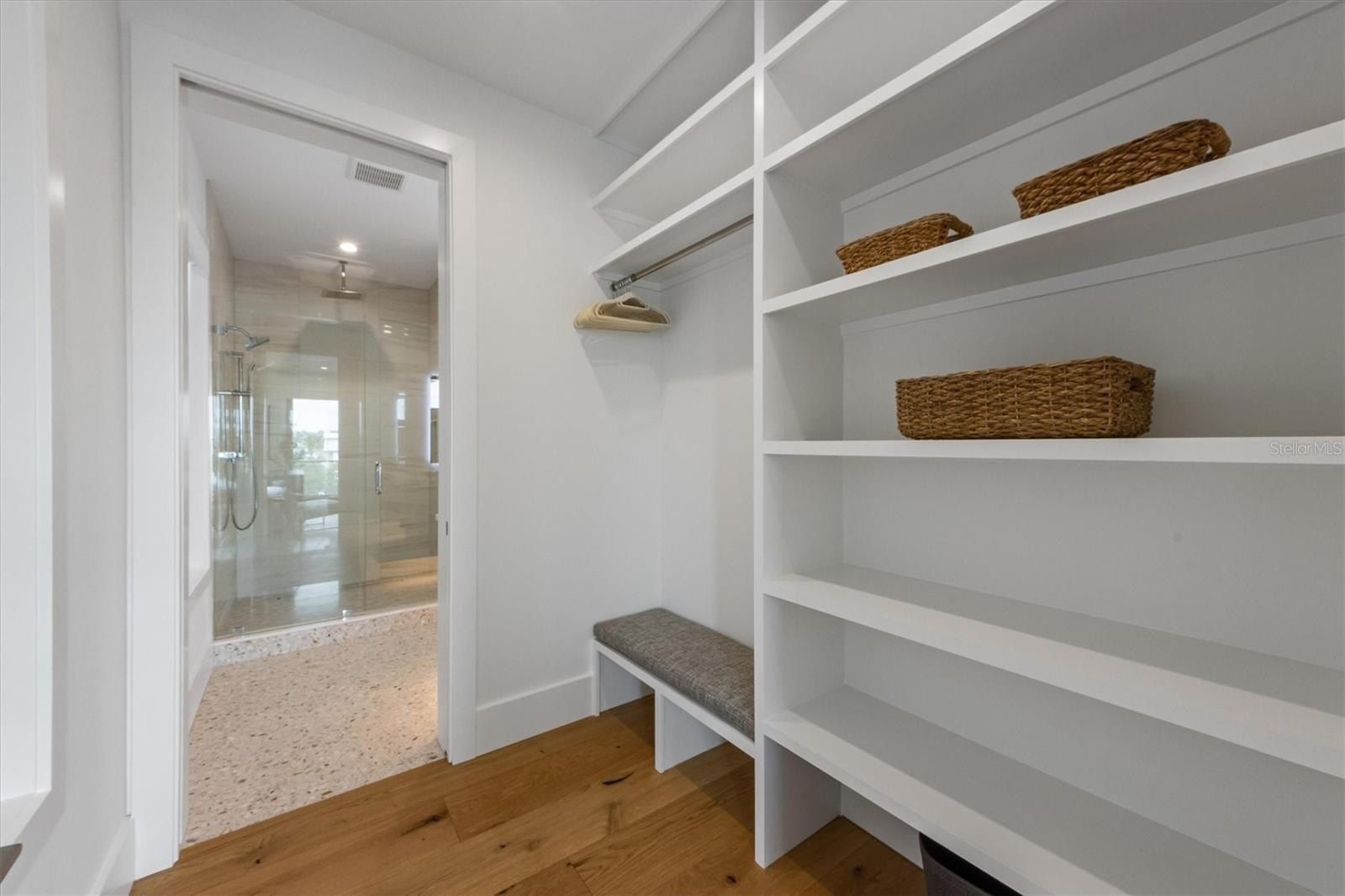 7003 Holmes Boulevard. Holmes Beach, FL 34217