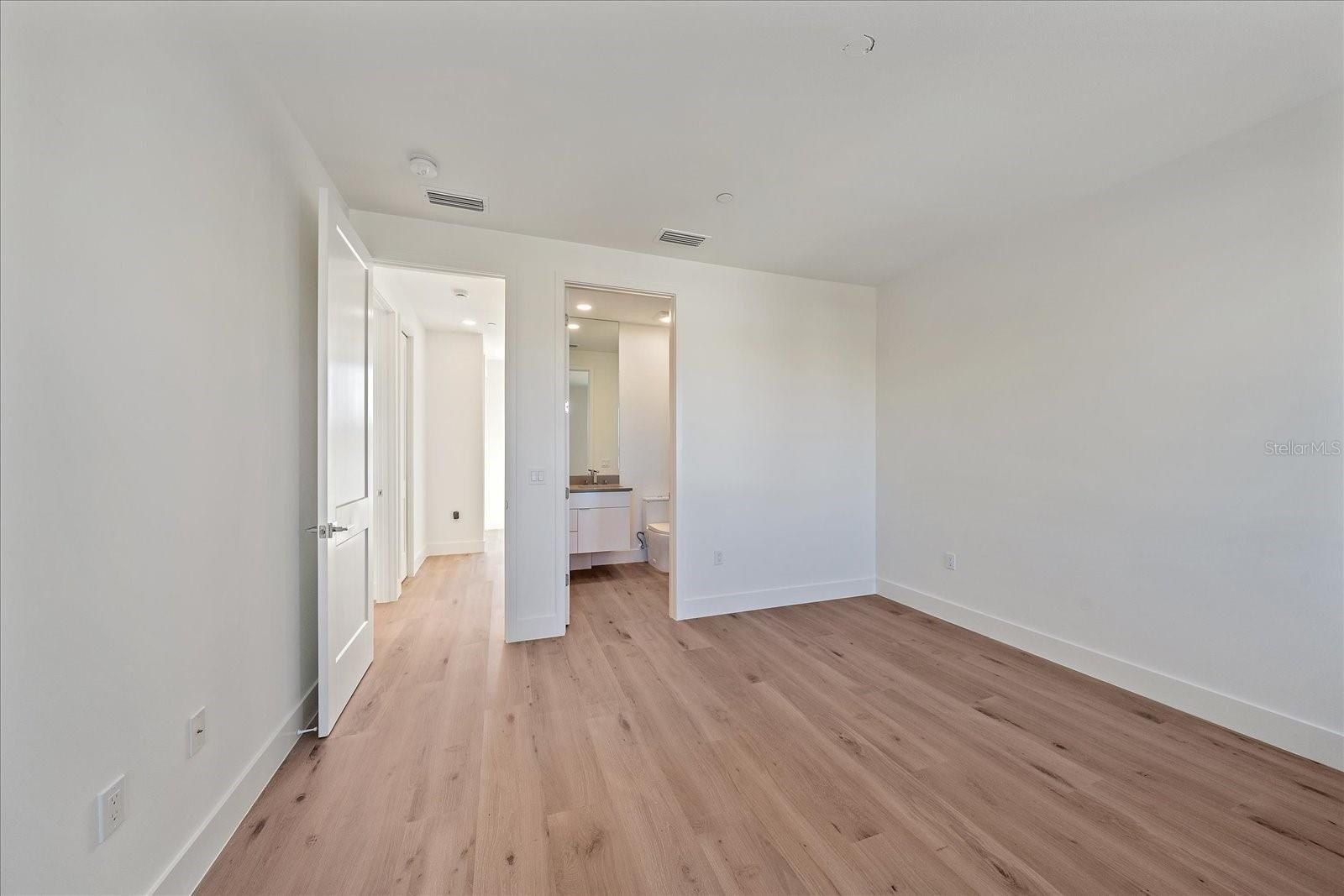 1720 Alderman Street. Sarasota, FL 34236