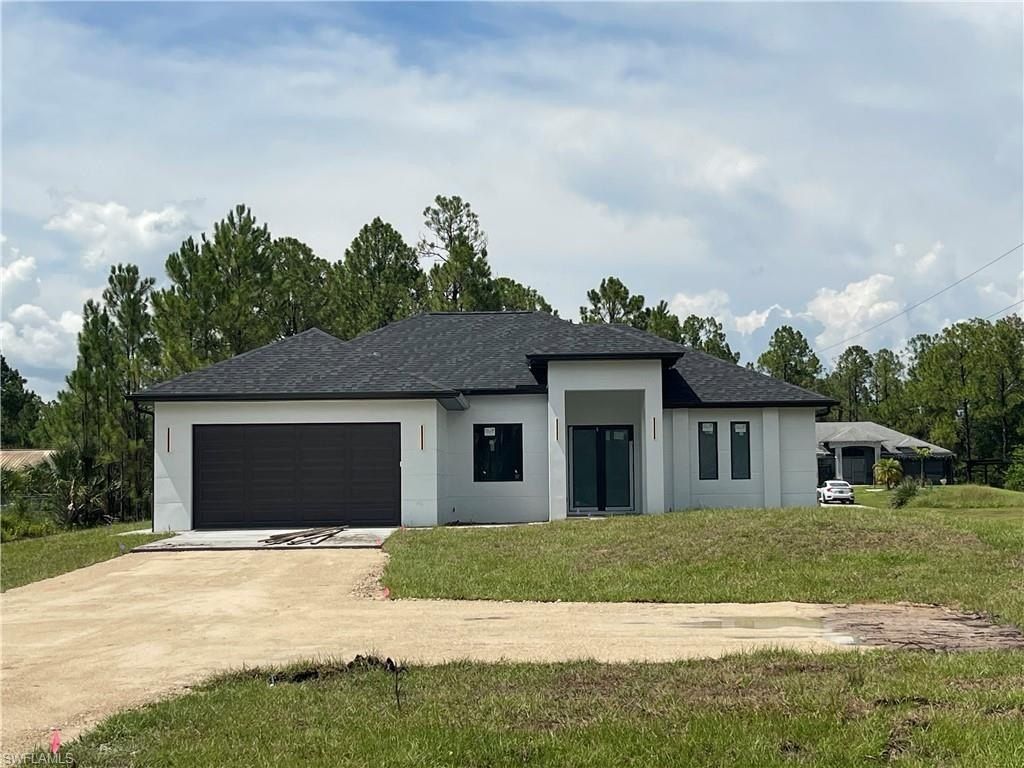 4011 29Th Ave Ne. Naples, FL 34120