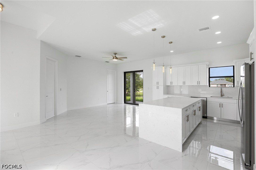 744 Oakridge Avenue S. Lehigh Acres, FL 33974