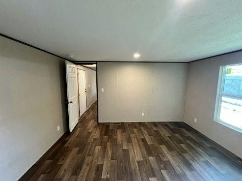 151 Lakeside Garden Circle. Lake Wales, FL 33859