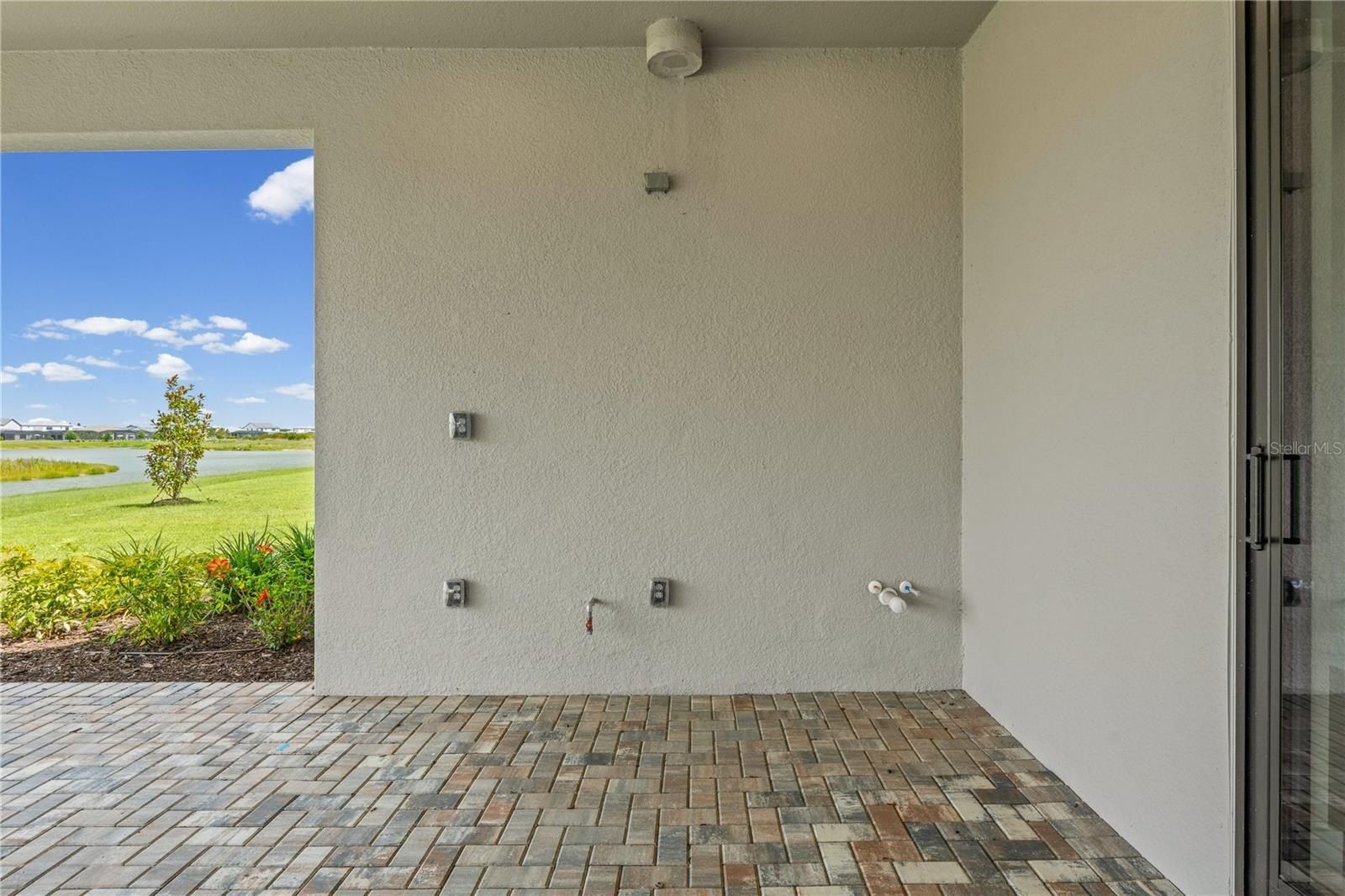 2629 Waterfront Circle. Sarasota, FL 34240