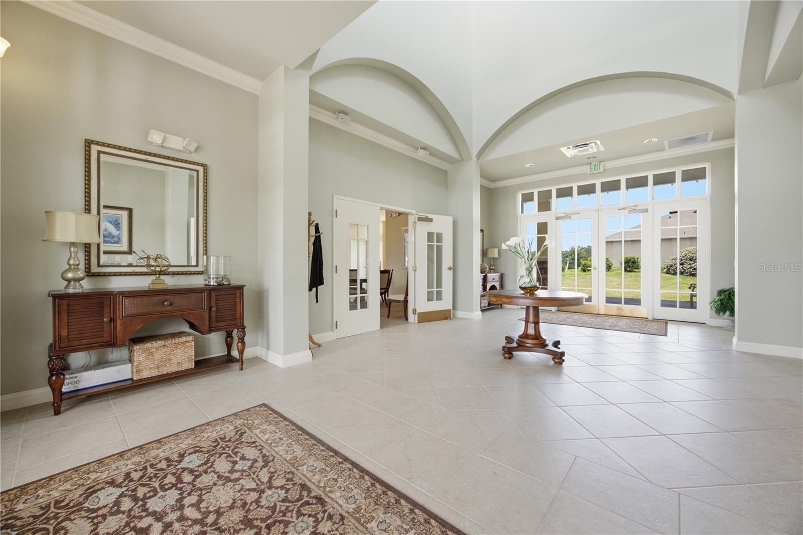 6217 Sanders Grove Circle. Okahumpka, FL 34762