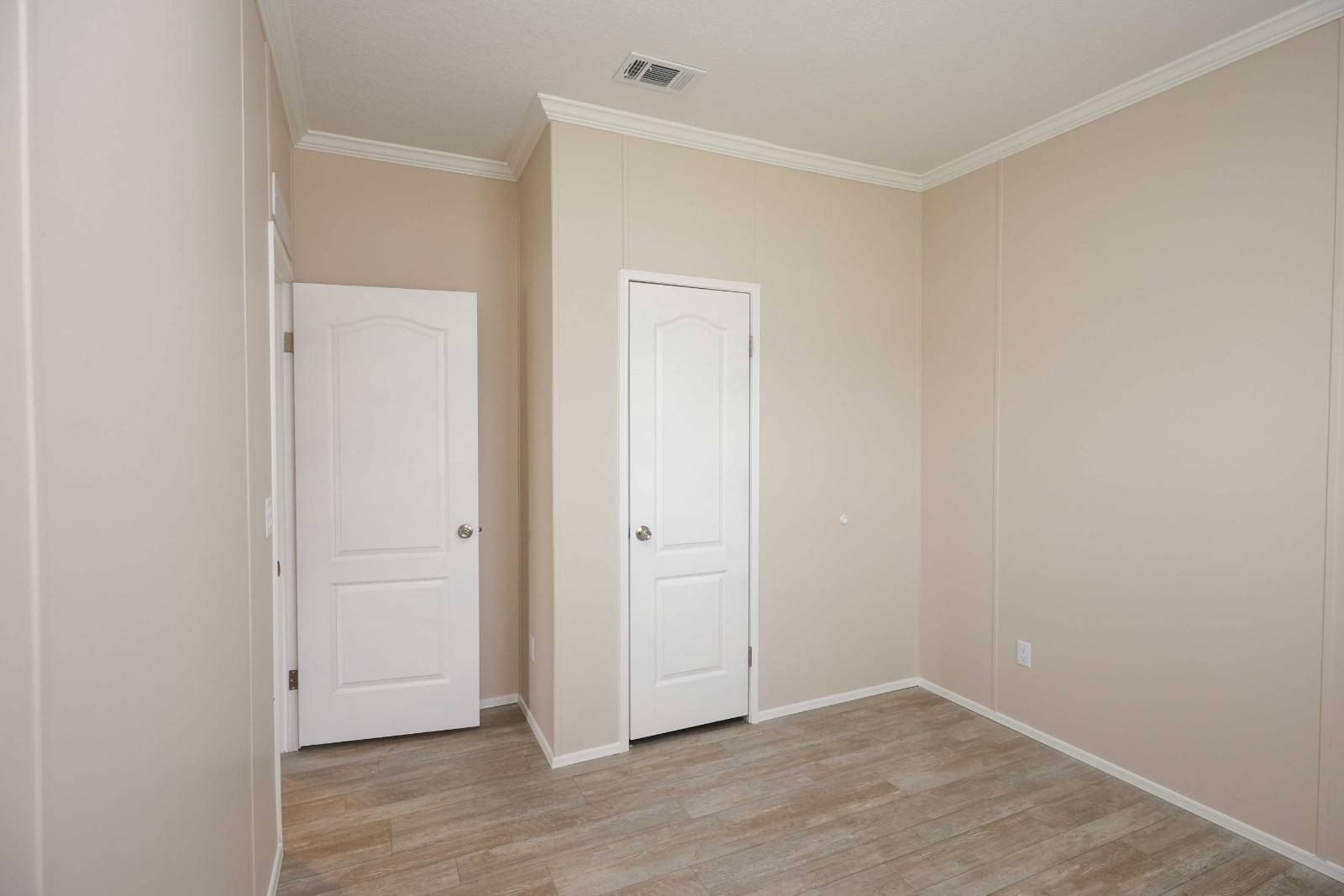 1045 Sw 114Th Terrace. Davie, FL 33325