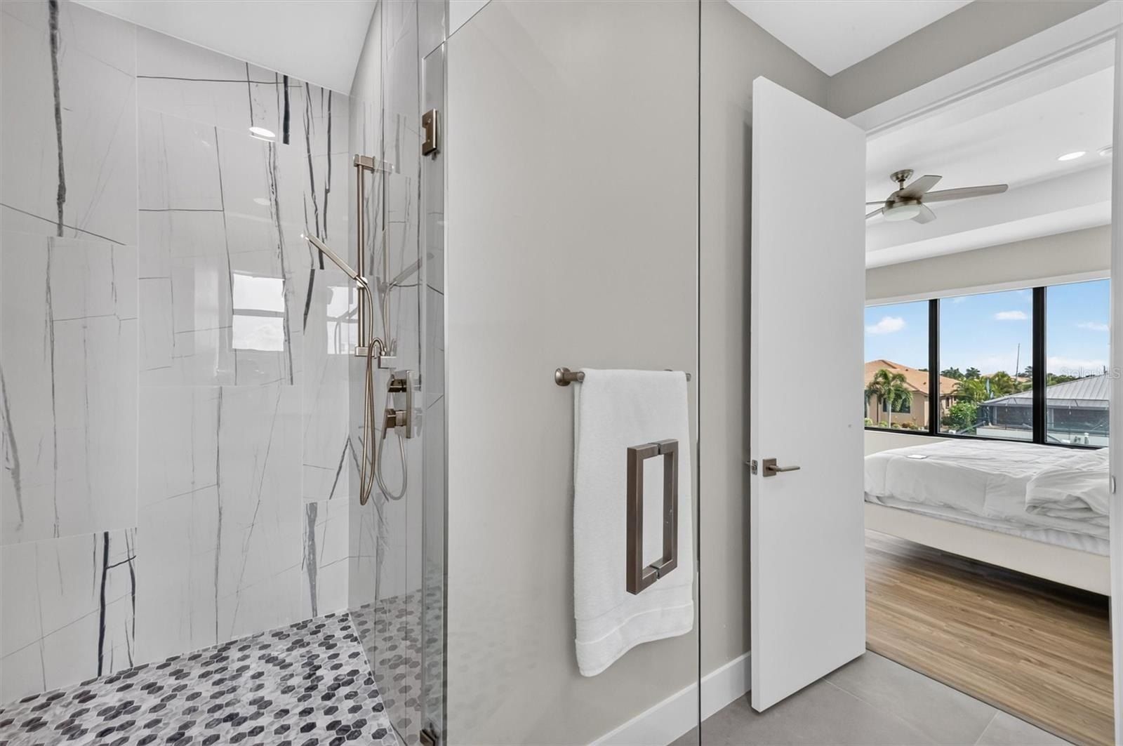 133 Leland. Port Charlotte, FL 33952