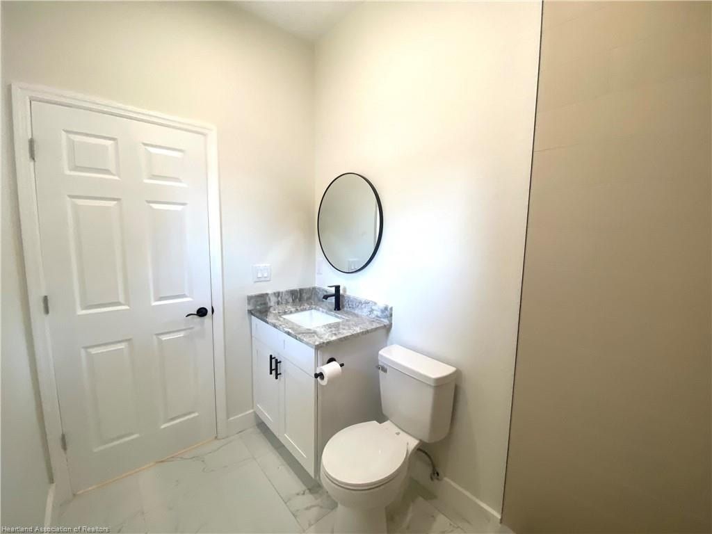 207 Avenue E Se. Winter Haven, FL 33880