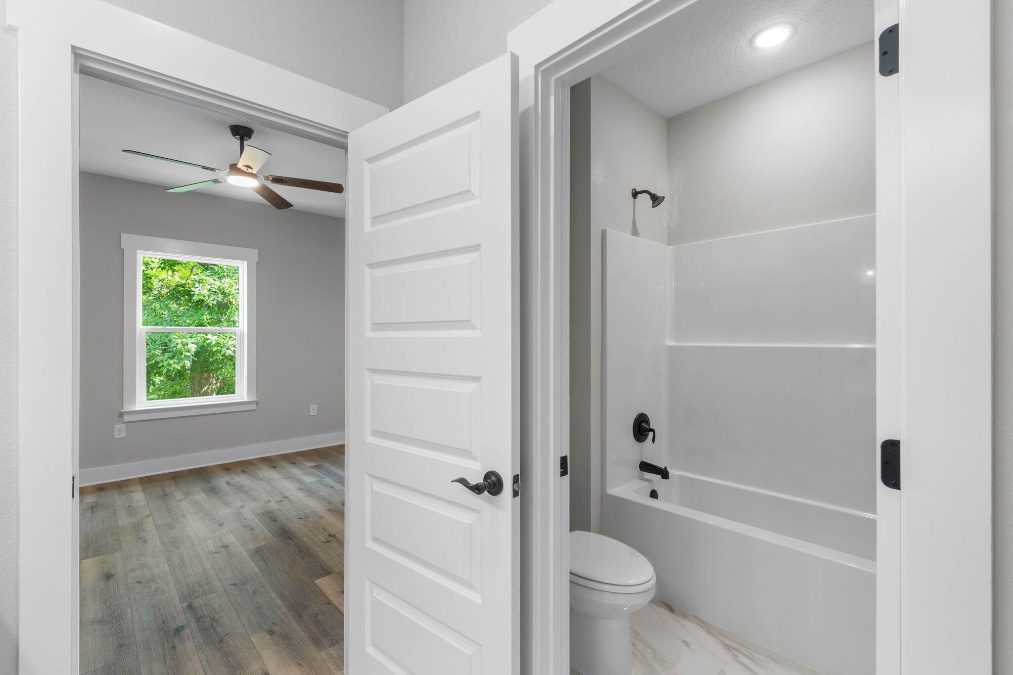 1720 25Th Street. Niceville, FL 32578