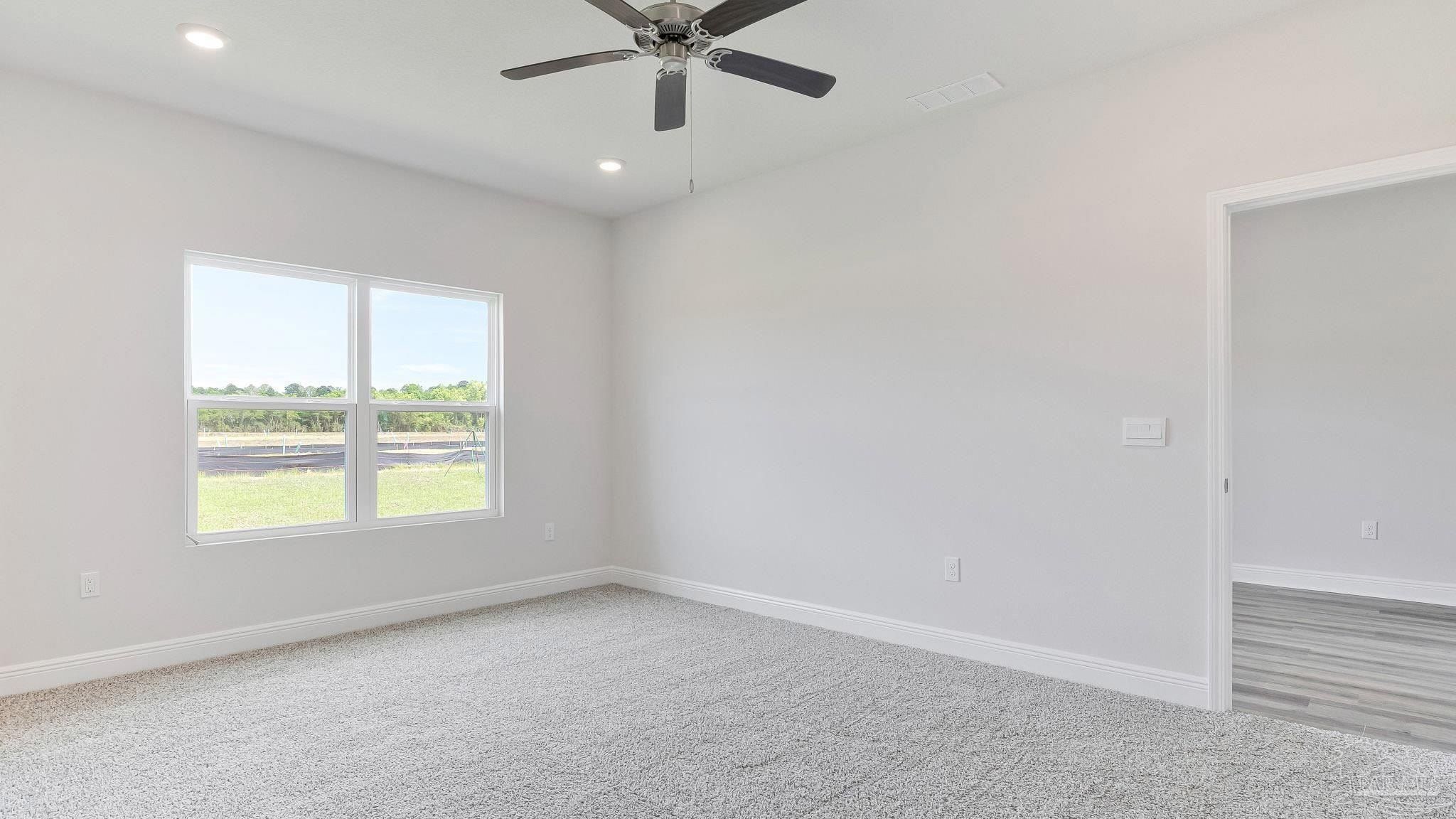 2126 Aqua St. Gulf Breeze, FL 32563