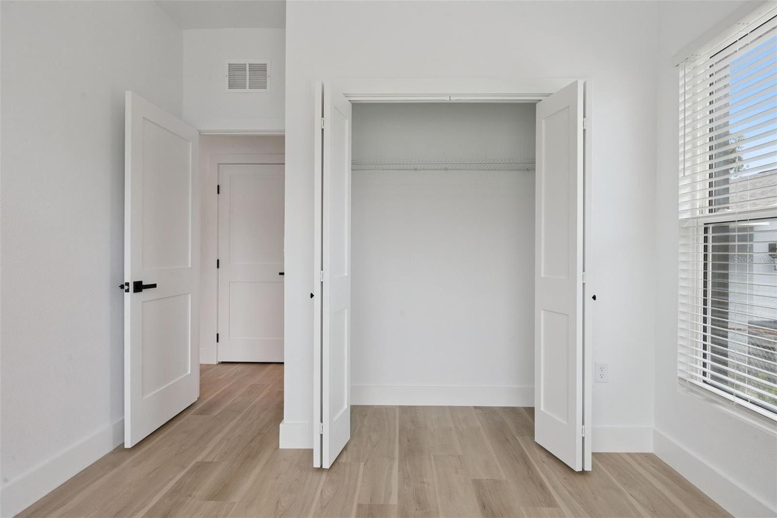 521 W Herriott Avenue. Oakland, FL 34760