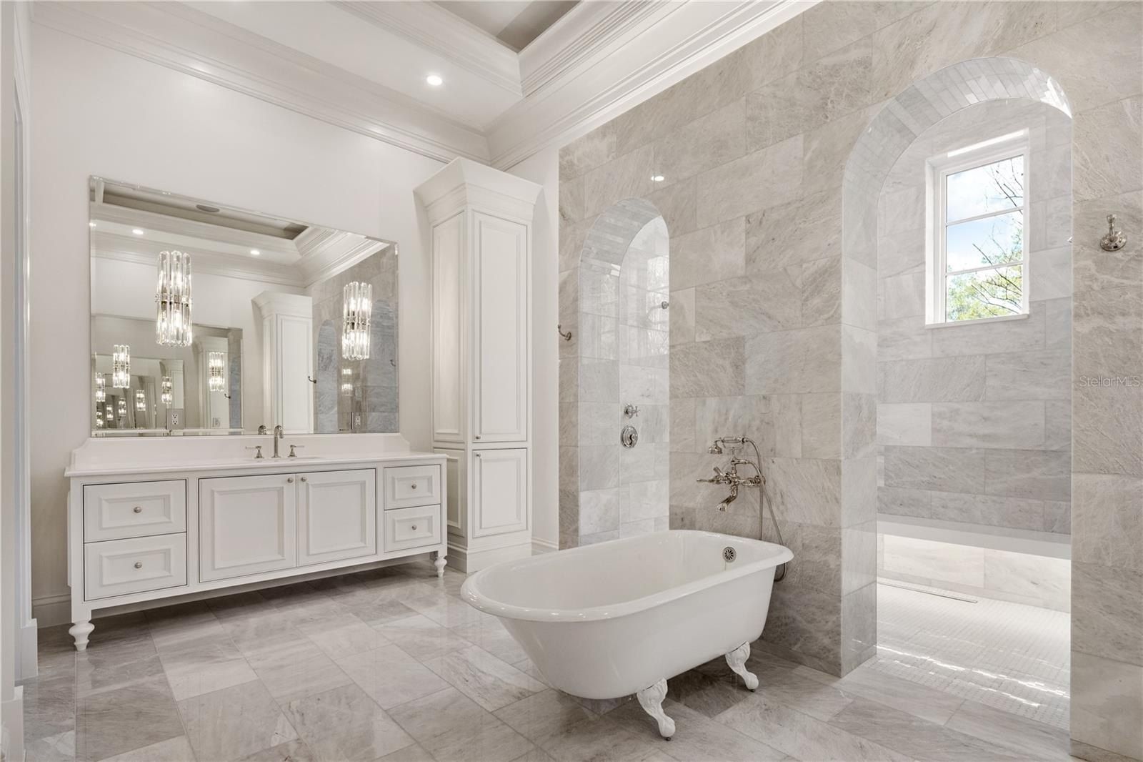 8570 Nw 31St Lane Road. Ocala, FL 34482