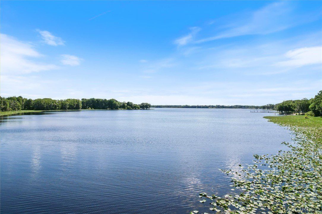 550 San Remo Circle. Inverness, FL 34450