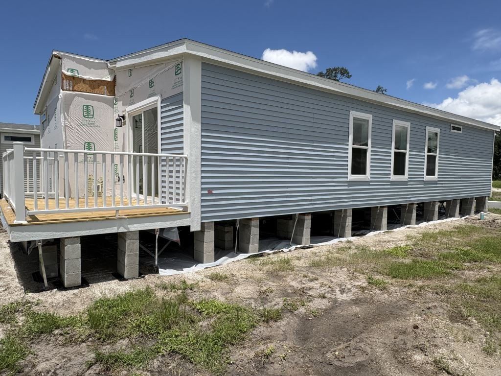 1663 Voyager Drive. Sarasota, FL 34234