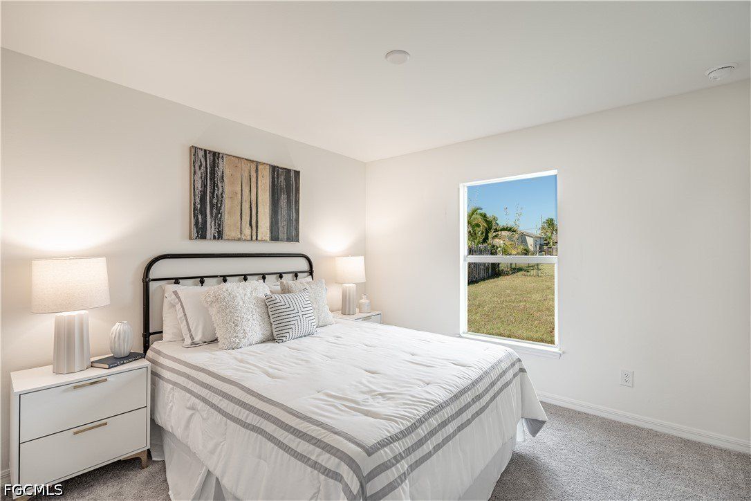 406 Sw 15Th Terrace. Cape Coral, FL 33991
