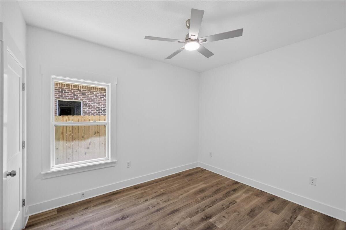 1607B 26Th Street. Niceville, FL 32578