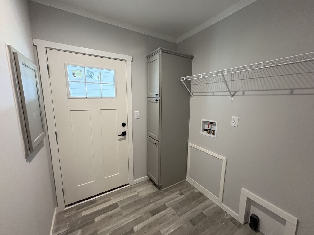 3715 Edam Street. Sarasota, FL 34234