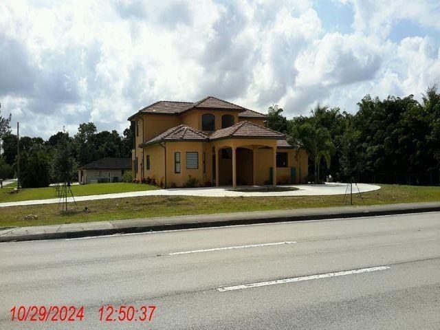 1641 Nw 114Th Avenue. Plantation, FL 33323