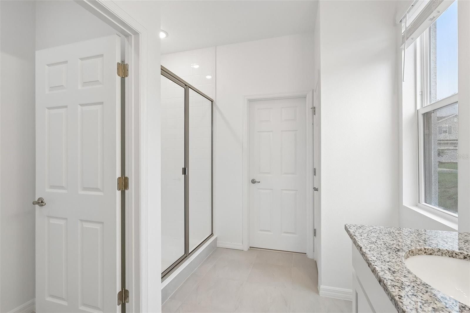 27421 Black Kite Avenue. Howey In The Hills, FL 34737
