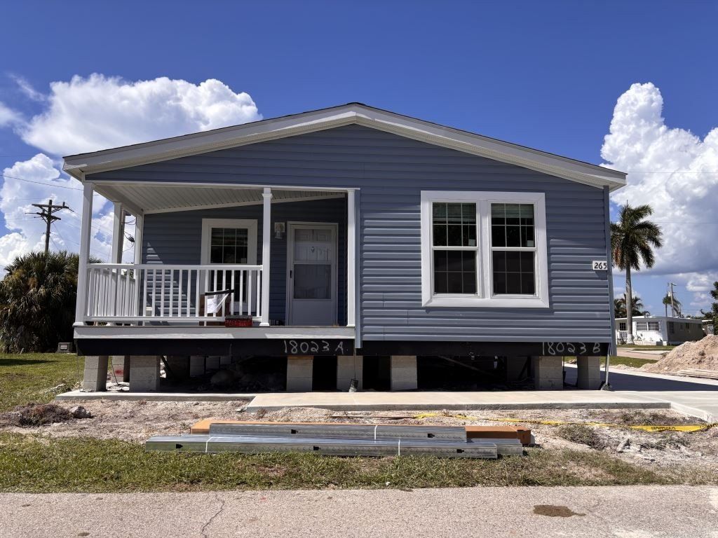 265 Netherland Ave. North Fort Myers, FL 33903