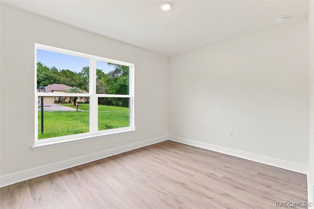 1016 N Short Line Way. Inverness, FL 34453