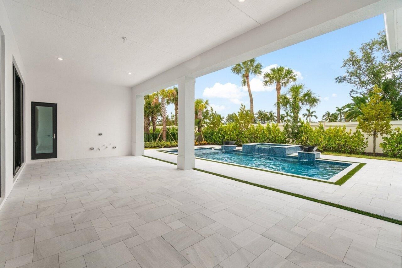 9148 Coral Isles Circle Lot Lot 13. Palm Beach Gardens, FL 33412