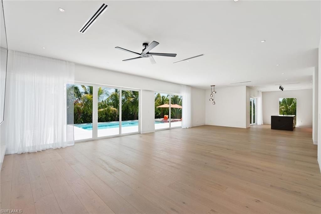 1135 Bluebird Ave. Marco Island, FL 34145