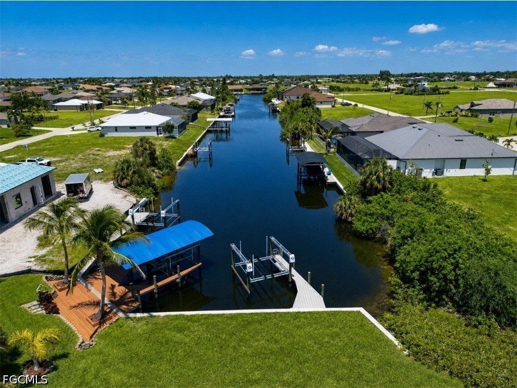 3231 Yucatan Parkway. Cape Coral, FL 33993